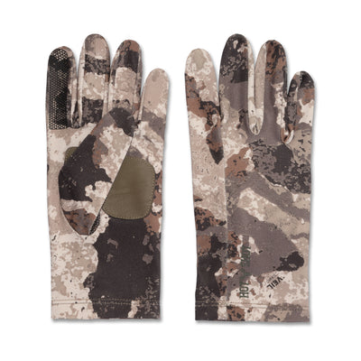 The Oterra Series "Atmosphere" stretch polyester glove has a single seam construction for the ultimate in comfort and fit. Ultra lightweight for all season wear. Wear under the "Defender" for extra warmth. 